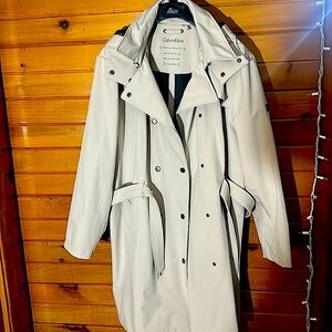 Calvin KLEIN trench coat never Worn